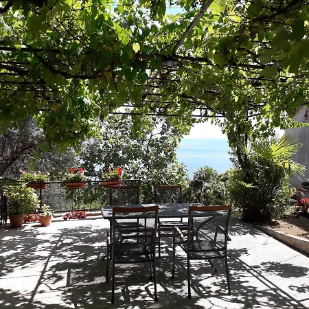 Vacation Home, Klaudia In Kraj, Near Opatija Vakantiehuis Mošćenička Draga