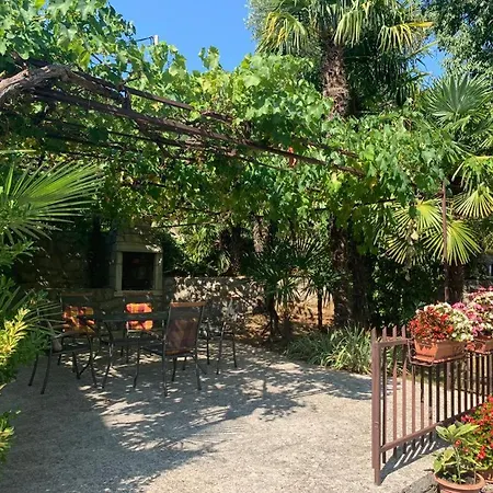 Vacation Home, Klaudia In Kraj, Near Opatija Vakantiehuis Mošćenička Draga