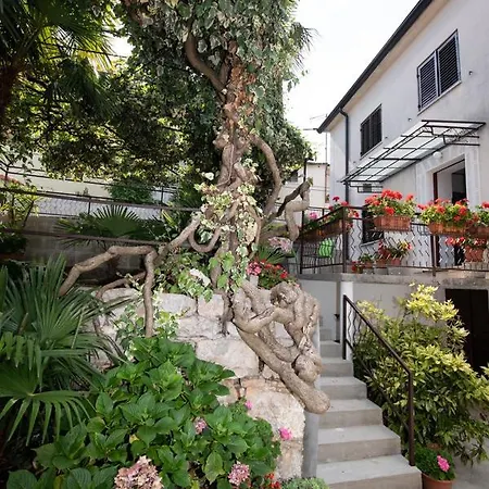 Vakantiehuis Vacation Home, Klaudia In Kraj, Near Opatija *